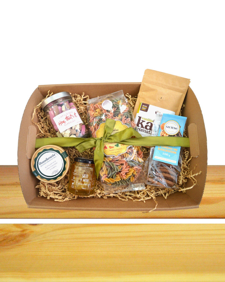 69abf5fac78a4e64d2c27d6b_veliki-darilni-paket_1781173558559.jpg